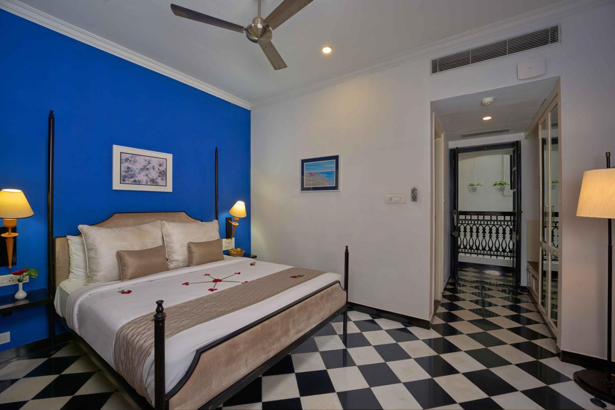 Hotel The Old Court House By Abad à Fort Kochi Extérieur photo