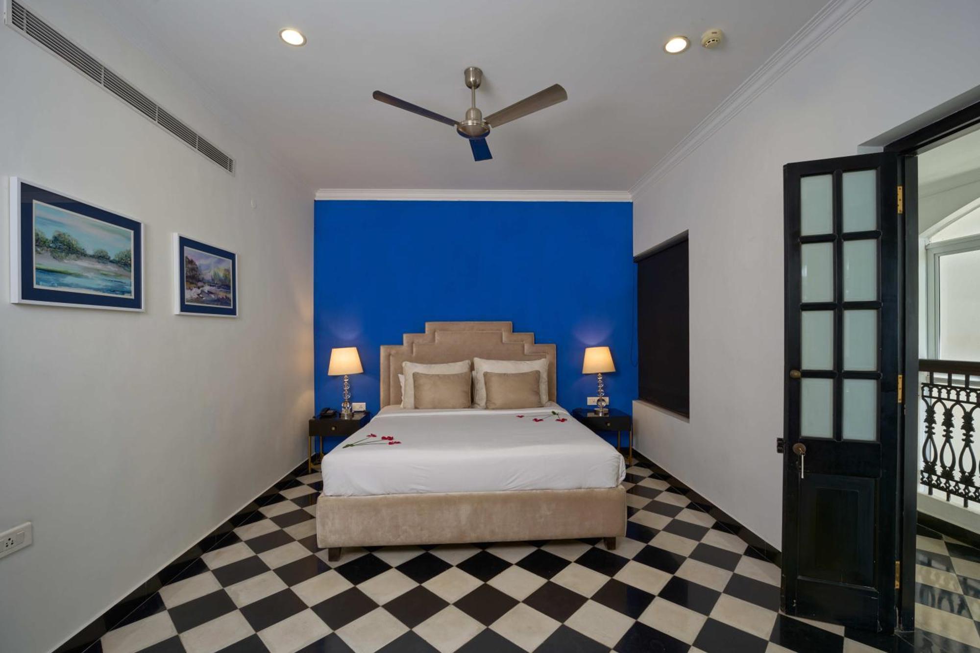 Hotel The Old Court House By Abad à Fort Kochi Extérieur photo
