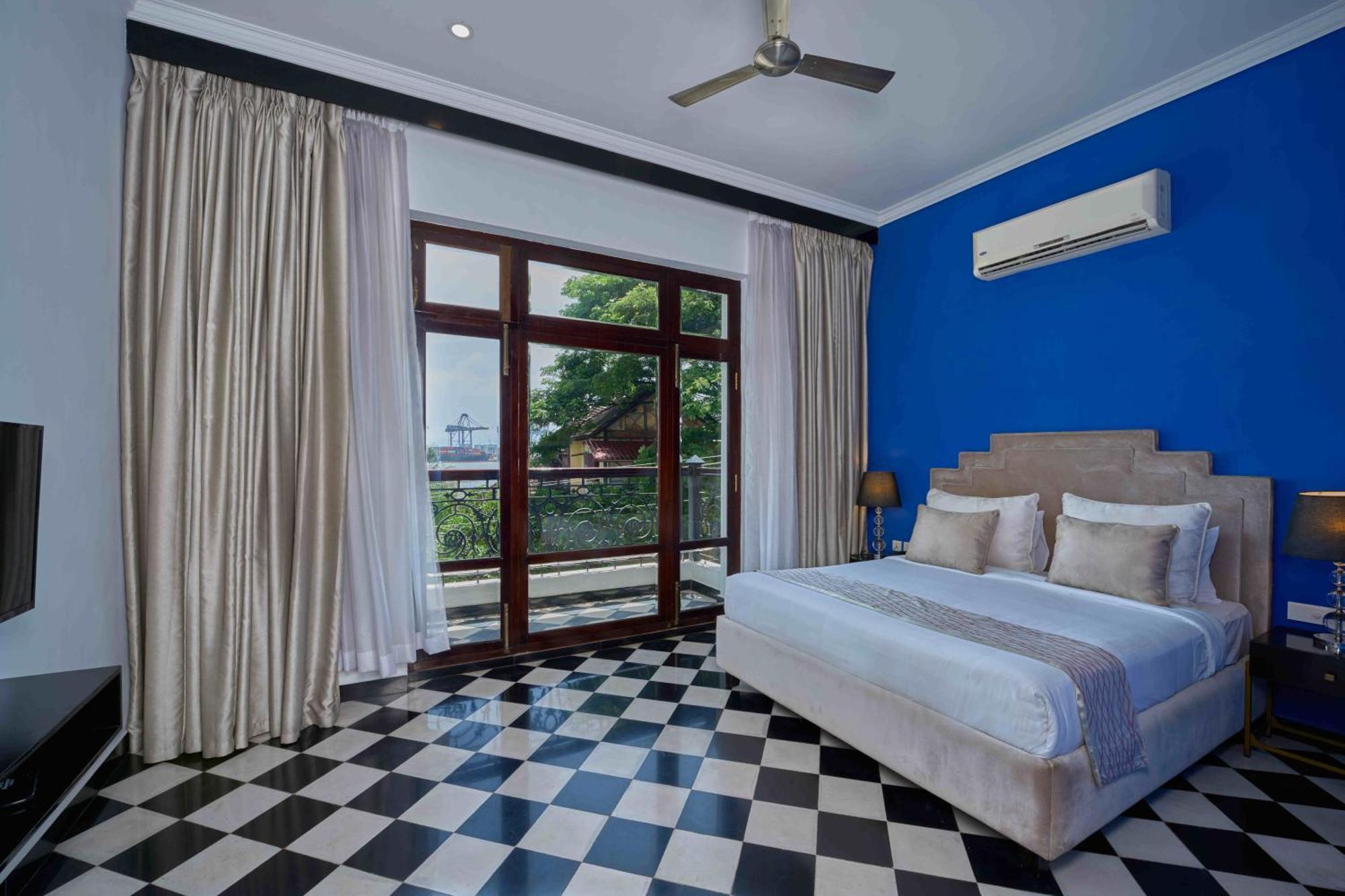Hotel The Old Court House By Abad à Fort Kochi Extérieur photo